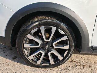 2024 Lada (ВАЗ) Vesta SW I Рестайлинг (NG), белый, 1350000 рублей, вид 3