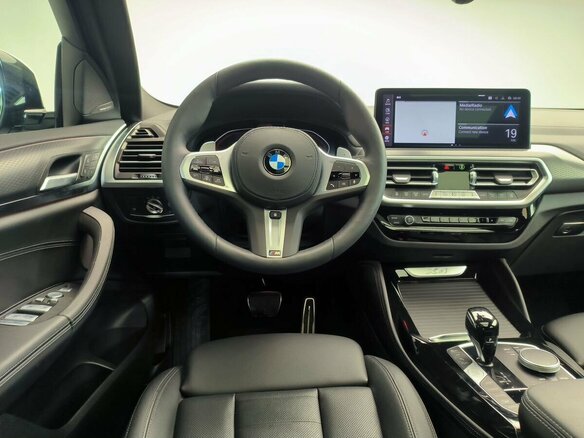 2025 BMW X4 20i II (G02) Рестайлинг, белый, 8350000 рублей - вид 9