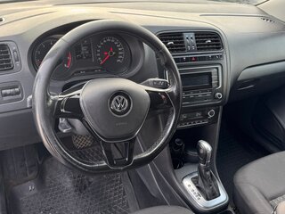 2015 Volkswagen Polo V Рестайлинг, синий, 1050000 рублей, вид 5
