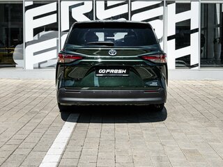2021 Toyota Sienna IV, зелёный, 4020000 рублей, вид 4
