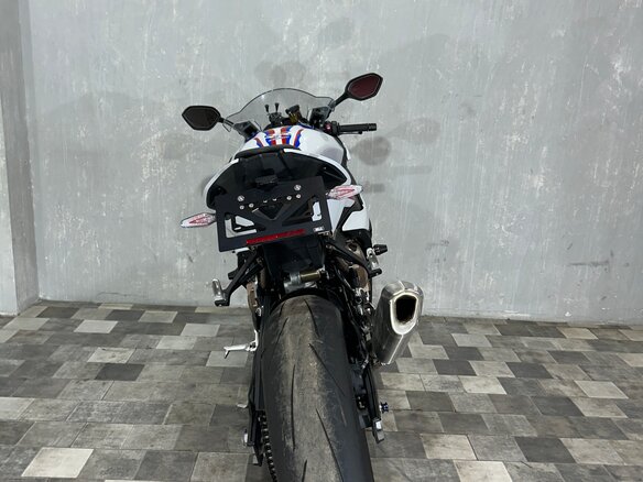 2020 BMW S 1000 RR, белый, 1795000 рублей - вид 11