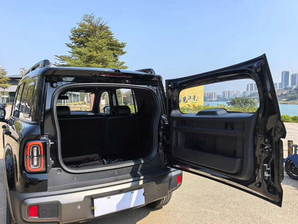 2025 Baojun Yep Plus, чёрный, 1515009 рублей - вид 12
