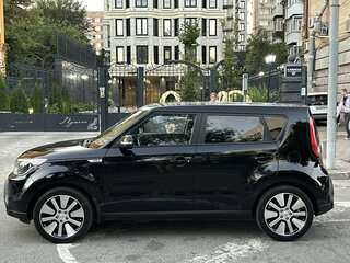 2016 Kia Soul II Рестайлинг, чёрный, 1170000 рублей, вид 3