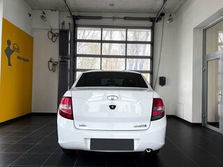 2012 Lada (ВАЗ) Granta I, белый, 300000 рублей, вид 5