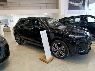 2026 Audi Q5 L III (GU), белый, 6150000 рублей, вид 3