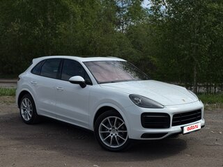 2019 Porsche Cayenne III, белый, 4890000 рублей, вид 3