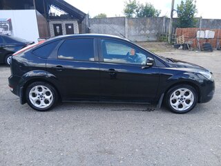 2010 Ford Focus II Рестайлинг, чёрный, 485000 рублей, вид 4