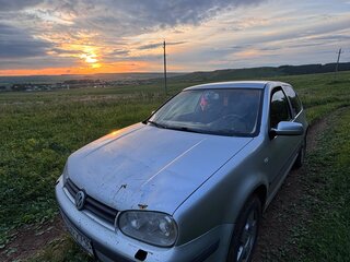 2001 Volkswagen Golf IV, серый, 400000 рублей, вид 1
