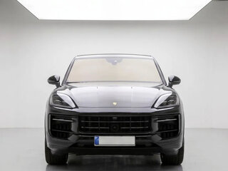2023 Porsche Cayenne Coupé III Рестайлинг, чёрный, 12990000 рублей, вид 2
