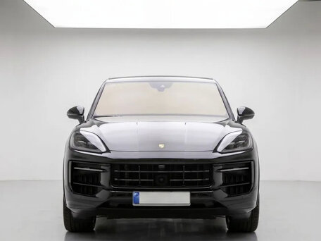 2023 Porsche Cayenne Coupé III Рестайлинг, чёрный, 12990000 рублей, вид 2