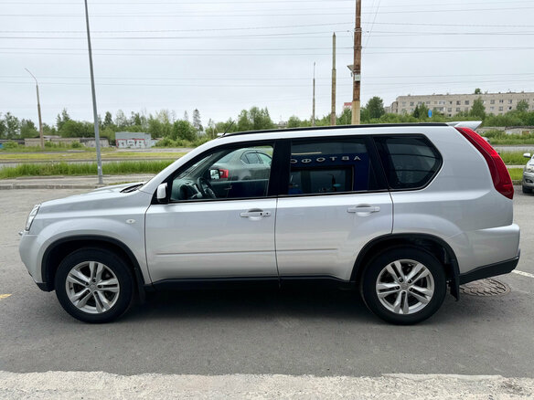 2011 Nissan X-Trail II Рестайлинг, серебристый, 1150000 рублей - вид 7