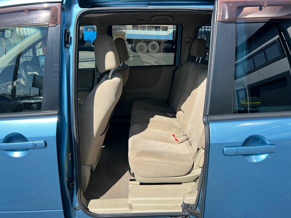 2008 Nissan Lafesta I, голубой, 739000 рублей - вид 17