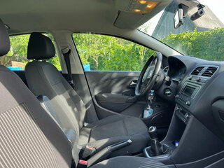 2013 Volkswagen Polo V, серебристый, 829000 рублей, вид 4