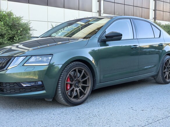 2020 Skoda Octavia III (A7) Рестайлинг, зелёный, 2350000 рублей - вид 1