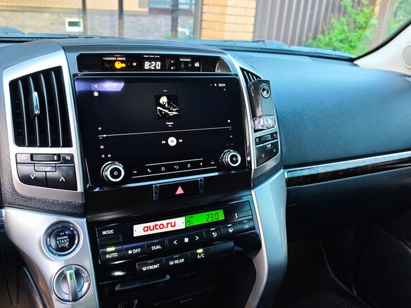 2014 Toyota Land Cruiser 200 Series Рестайлинг 1, чёрный, 4120000 рублей - вид 8