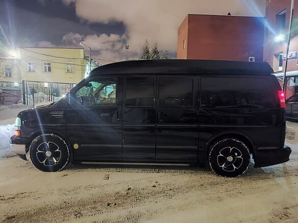 2010 Chevrolet Express II, чёрный, 3100000 рублей - вид 14