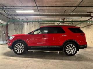 2019 Ford Explorer V Рестайлинг 2, красный, 4300000 рублей, вид 2
