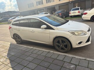 2013 Ford Focus III, белый, 700000 рублей, вид 4
