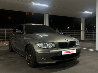 2006 BMW 1 серии 120i I (E81/E82/E87/E88), бежевый, 645000 рублей, вид 3