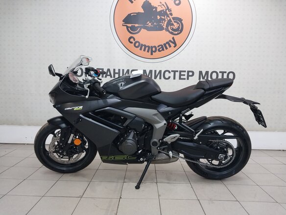 2025 Triumph Daytona 660, чёрный, 975000 рублей - вид 1