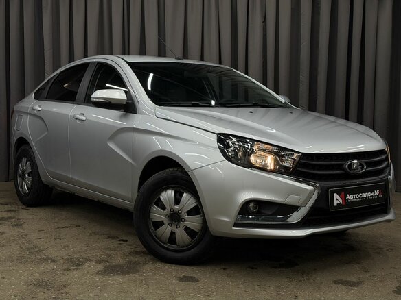 2022 Lada (ВАЗ) Vesta I, серый, 899777 рублей - вид 2