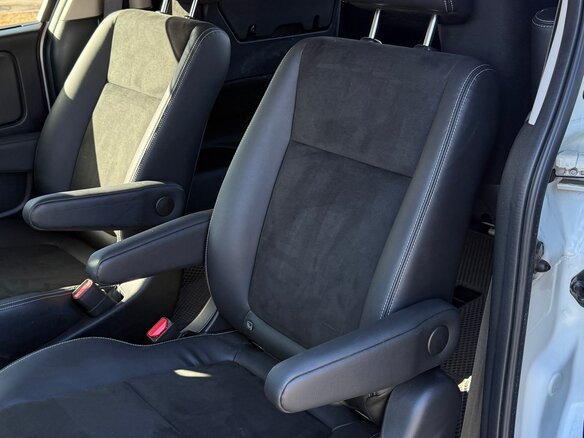 2022 Honda Freed II Рестайлинг, белый, 1850000 рублей - вид 15