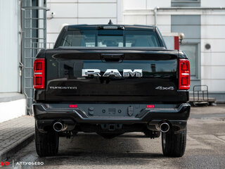 2026 Ram 1500 Crew Cab V Рестайлинг, чёрный, 11550000 рублей, вид 4