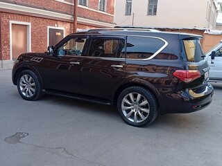 2012 Infiniti QX56 II, пурпурный, 2000000 рублей, вид 5