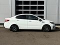 2015 Kia Rio III Рестайлинг, белый, 740000 рублей - вид 5