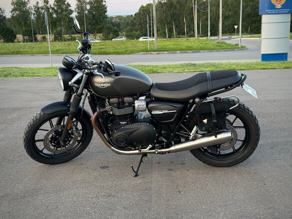 2020 Triumph Street Twin, серый, 805000 рублей - вид 8