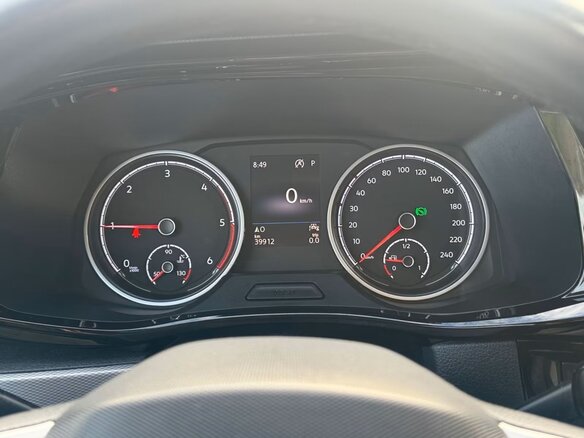 2022 Volkswagen Multivan T6 Рестайлинг, белый, 5200000 рублей - вид 8