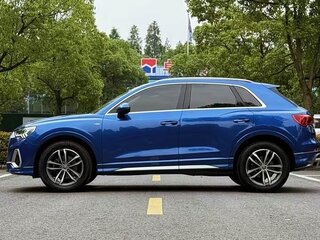 2021 Audi Q3 35 TFSI II (F3), синий, 2000000 рублей, вид 3