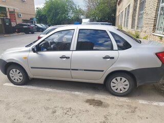 2014 Lada (ВАЗ) Granta I, серебристый, 480000 рублей, вид 4
