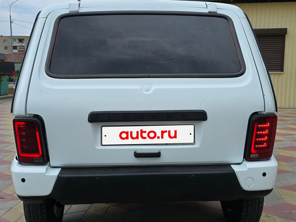 2012 Lada (ВАЗ) 2121 (4x4) I Рестайлинг, белый, 450000 рублей - вид 5