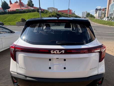 2026 Kia Seltos I Рестайлинг, белый, 2059000 рублей, вид 3
