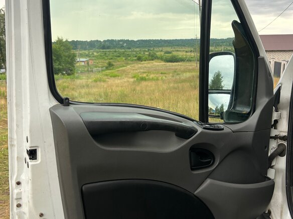 2012 Iveco Daily, белый, 1580000 рублей - вид 11