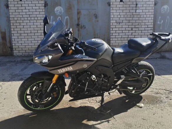 2012 Yamaha FZ8, серый, 649990 рублей