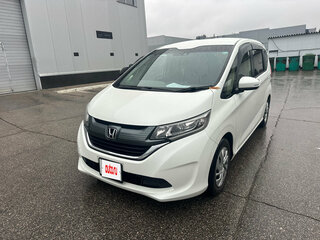 2017 Honda Freed II, белый, 1496000 рублей, вид 1