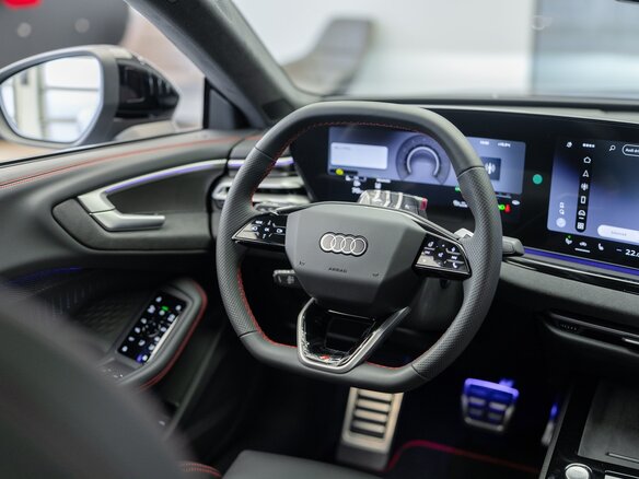 2025 Audi A5 L Sportback III (B10), серый, 6475000 рублей - вид 17