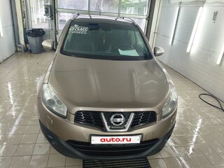 2011 Nissan Qashqai I Рестайлинг, коричневый, 850000 рублей, вид 2
