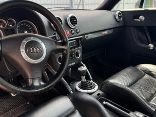 2001 Audi TT I (8N), чёрный, 600000 рублей, вид 5