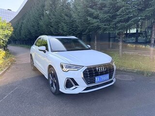 2022 Audi Q3 35 TFSI II (F3), белый, 1885000 рублей, вид 2