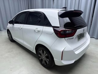 2022 Honda Fit IV, белый, 1290000 рублей, вид 5