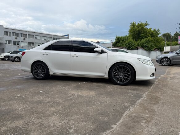 2013 Toyota Camry VII (XV50), белый, 1400000 рублей - вид 3