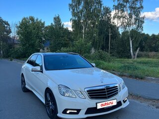 2011 Mercedes-Benz E-Класс 300 IV (W212, S212, C207), белый, 2000000 рублей, вид 2