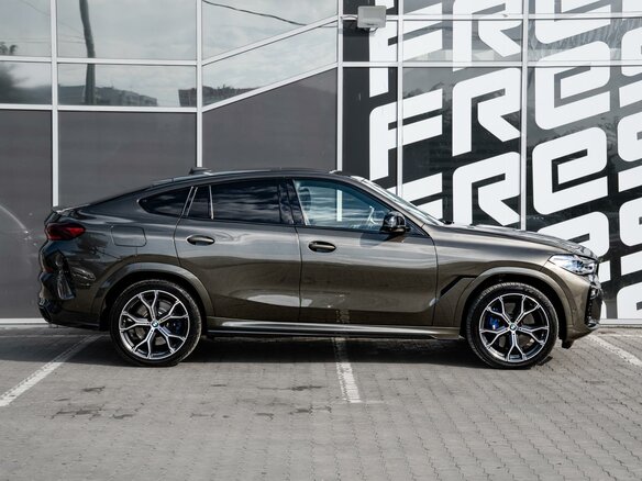 2020 BMW X6 30d III (G06), зелёный, 8190000 рублей - вид 4