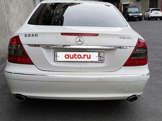 2008 Mercedes-Benz E-Класс 230 III (W211, S211) Рестайлинг, белый, 1000000 рублей, вид 4