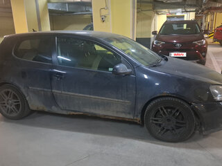 2006 Volkswagen Golf V, чёрный, 320000 рублей, вид 2