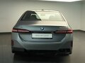 2025 BMW 5 серии Long 530Li xDrive VIII (G60/G61/G68), серый, 10770000 рублей - вид 5