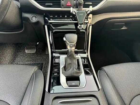 2022 Kia K3 II (China Market), белый - вид 13